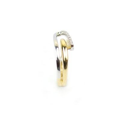 Anello donna con diamanti modello fascetta, in oro giallo e bianco 750, misura 15; diamanti colore H/VS ct 0,05, anello elegante e raffinato