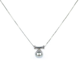 Collana veneziana perla grigia; girocollo con perla coltivata acqua dolce colore grigio fumè, scorrevole, oro bianco tit 750 (18 kt)