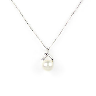 Collana perla oro bianco; veneziana girocollo con pendente perla coltivata acqua dolce con un zircone, in oro bianco tit 750 (18 kt)