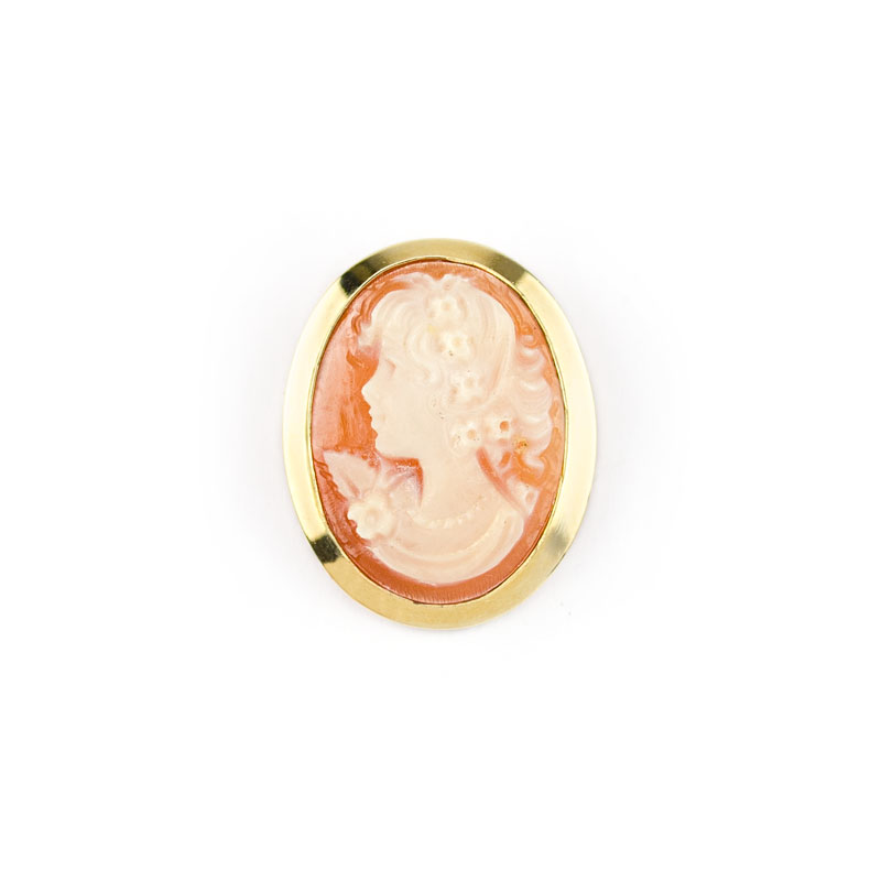 Spilla cammeo conchiglia oro, spilla donna in oro giallo tit 750 (18 kt) con cammeo ovale di conchiglia incisa, si può indossare anche come ciondolo